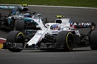Bottas fue penalizado por un incidente con Sirotkin en la salida