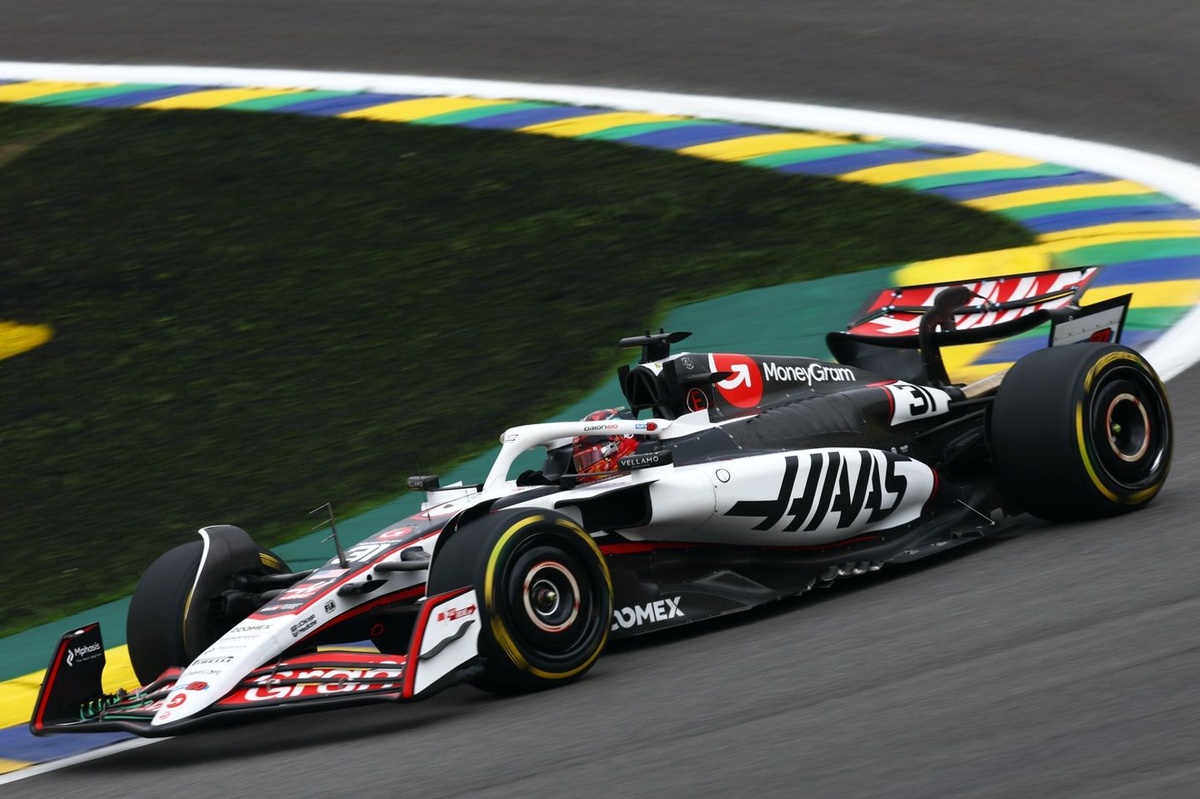 Ocon échoue aux portes du top 10 après une crevaison à São Paulo