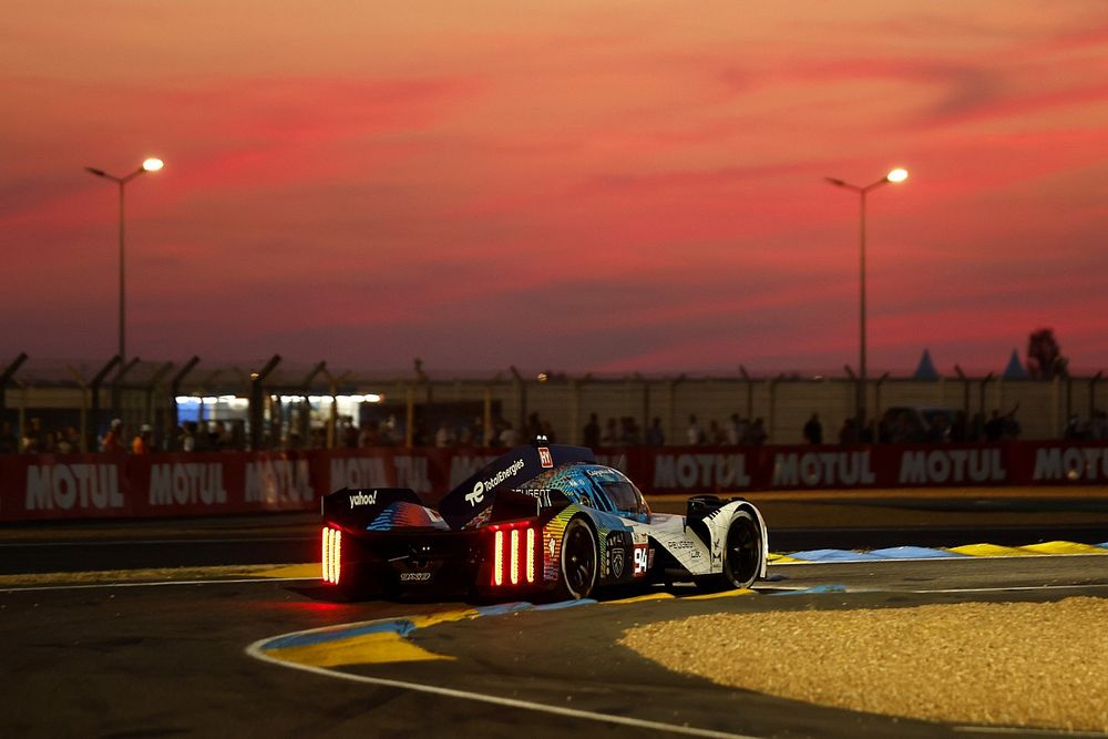 #94 Peugeot Totalenergies Peugeot 9X8 of Loic Duval, Gustavo Menezes, Nico Muller