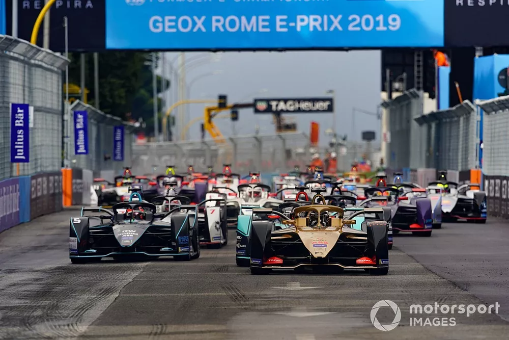 Andre Lotterer, DS TECHEETAH, DS E-Tense FE19, Mitch Evans, Panasonic Jaguar Racing, Jaguar I-Type 3, Stoffel Vandoorne, HWA Racelab, VFE-05, alla partenza