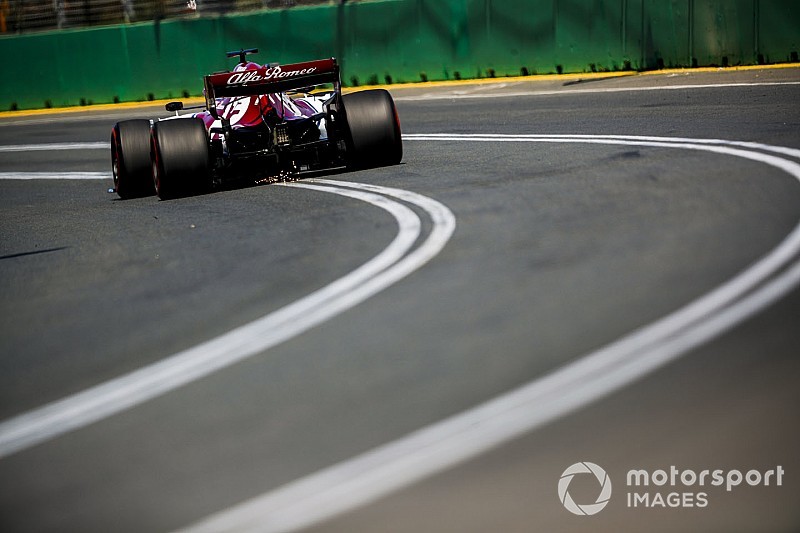 Raikkonen over set-up Alfa Romeo: