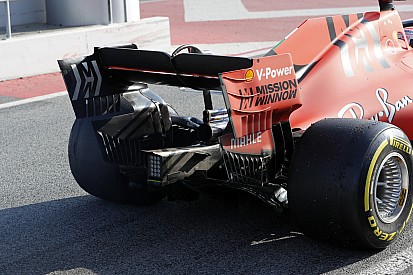 A Ferrari áttért a Mercedes-stílusú felnikre