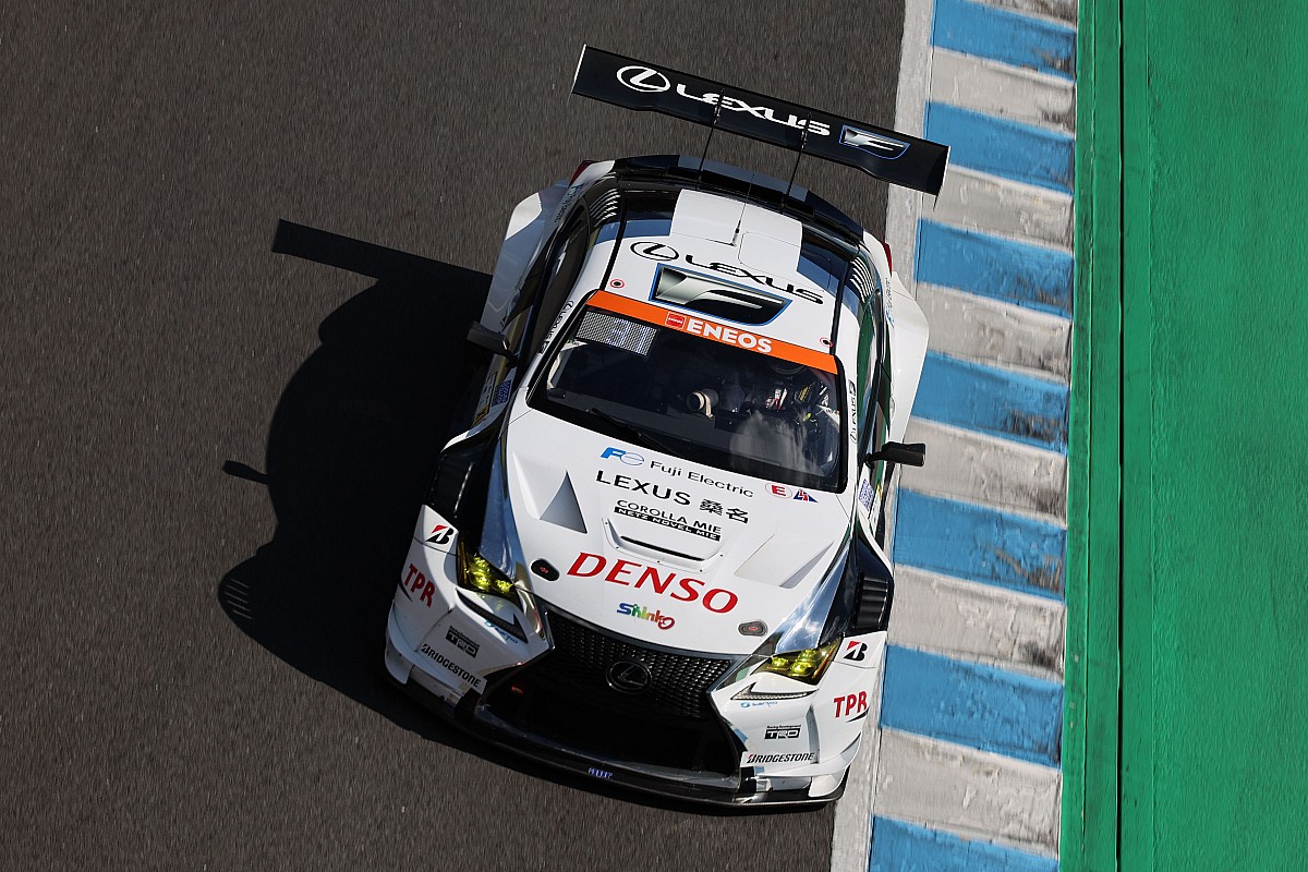 31-denso-lexus-rc-f-gt3-1.jpg