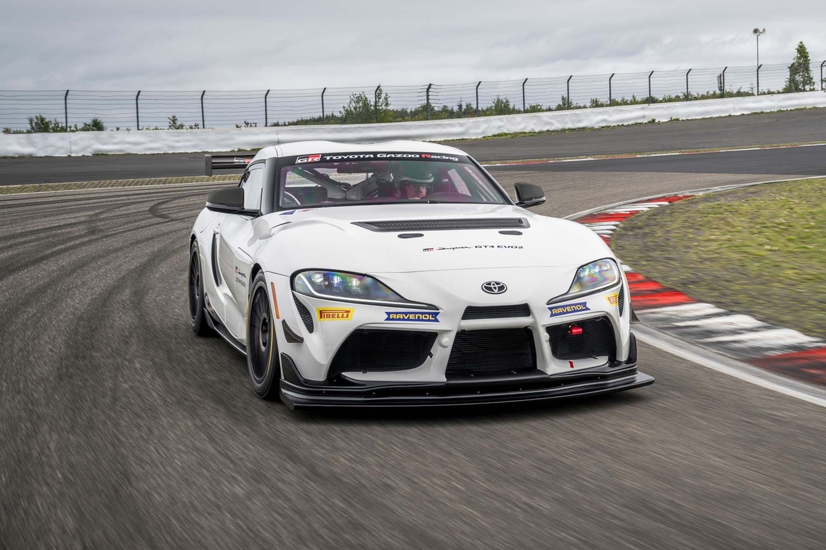 GRスープラGT4、EVO2にアップデート。2025年1月に実戦デビュー予定