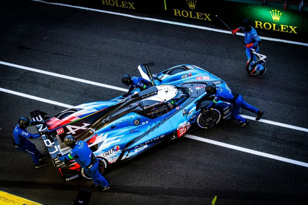 #35 Alpine Endurance Team Alpine A424: Paul-Loup Chatin, Ferdinand Habsburg-Lothringen, Charles Milesi