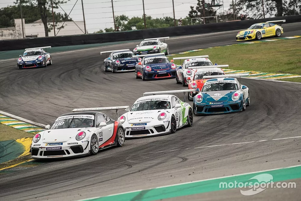 Largada da Porsche Cup em Interlagos