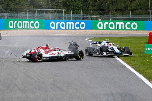 Russell thankful for halo after "scary" Giovinazzi crash