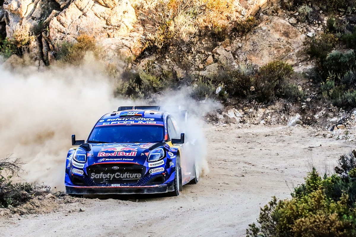 McErlean najszybszy w kurzu