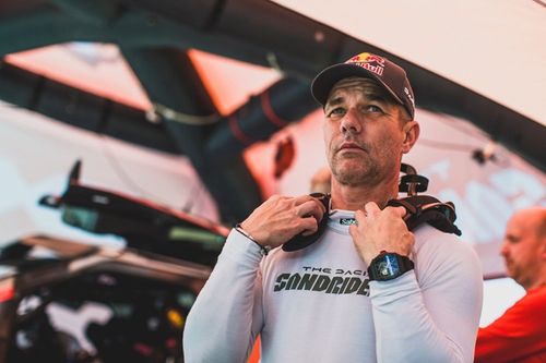 Sebastien Loeb admite que "necesit&aacute;s algo de suerte para ganar" el Dakar