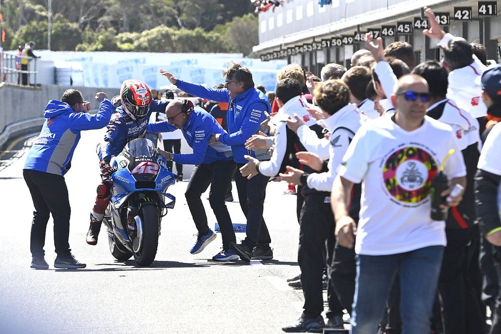 Ganador Alex Rins, Team Suzuki MotoGP, Livio Suppo