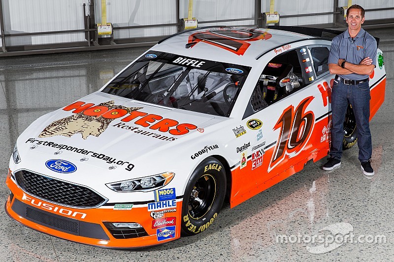 Gallery All NASCAR throwback paint schemes for the Southern 500