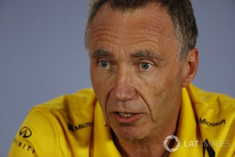 Bob Bell, Chief Technical Officer, Renault Sport F1, in the Press Conference
