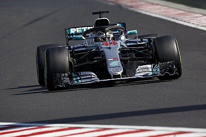 Hamilton quiere que Mercedes mejore a la hora de clasificar