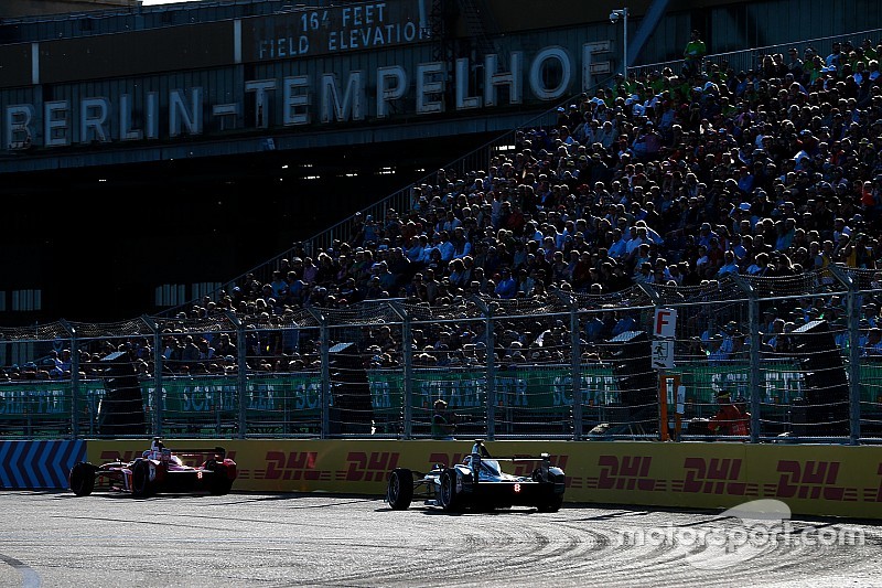 Rosberg organiseert