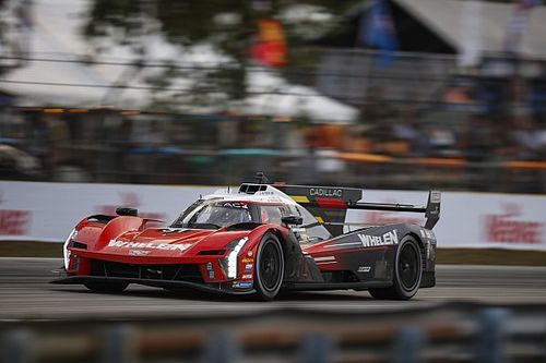 Kraksa w finale wyścigu na Sebring