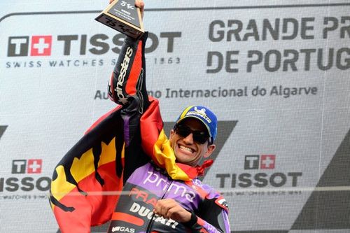 MotoGP Portugal: Martín gana, Acosta sube al podio y Bagnaia y Márquez chocan