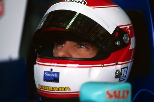 Após 30 anos, pai de Ratzenberger relembra tragédia: “quando vi o capacete, sabia que havia acabado”