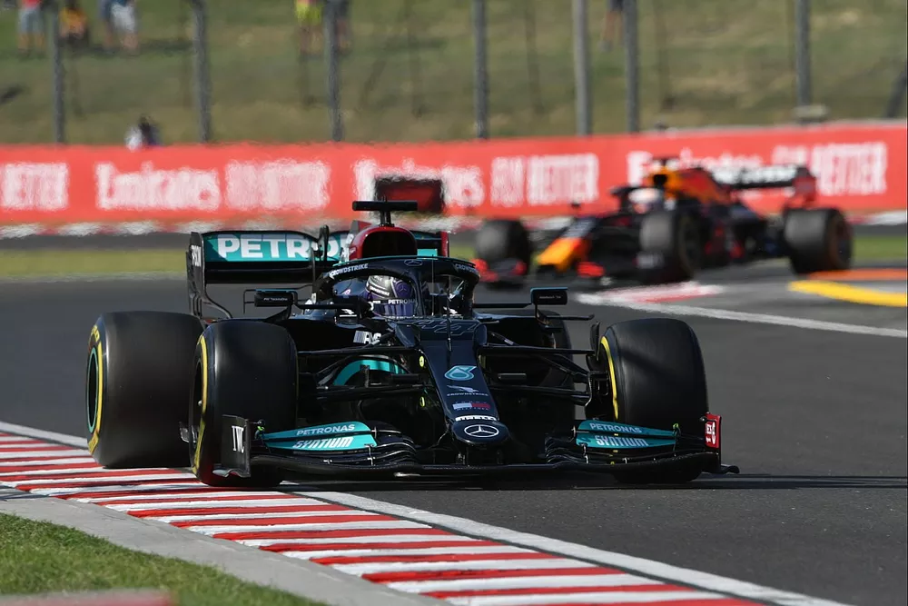 Lewis Hamilton, Mercedes W12
