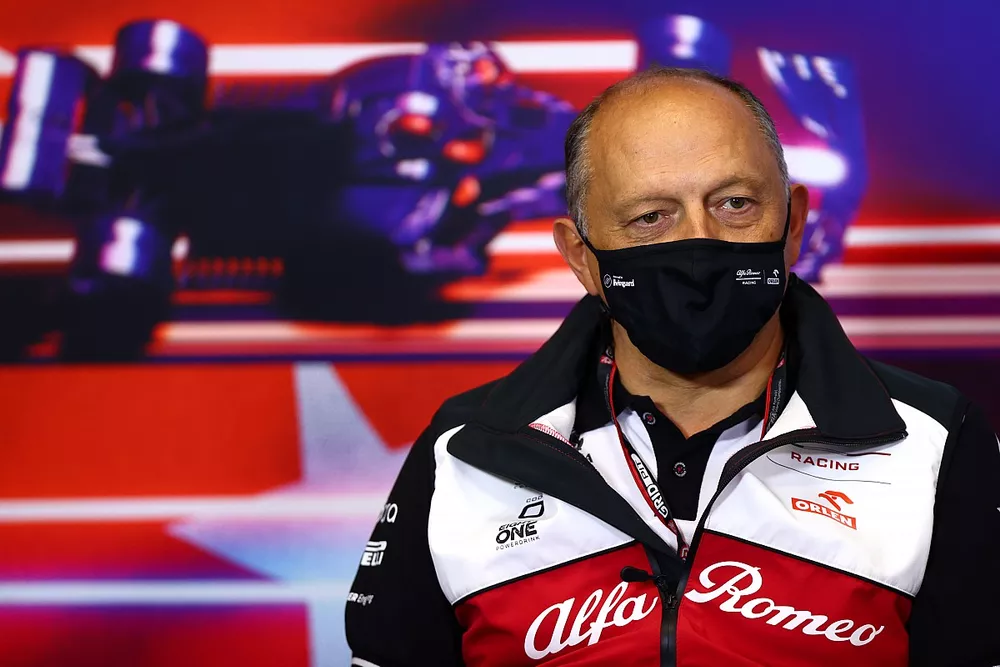 Frederic Vasseur, director del equipo Alfa Romeo Racing, en la conferencia de prensa de los directores de equipo