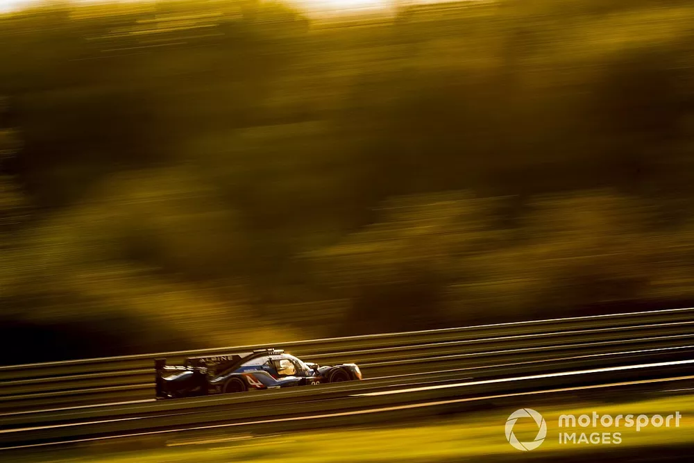 #36 Signatech Alpine Matmut Alpine A470: Thomas Laurent, Andr&eacute; Negr&atilde;o, Pierre Ragues 