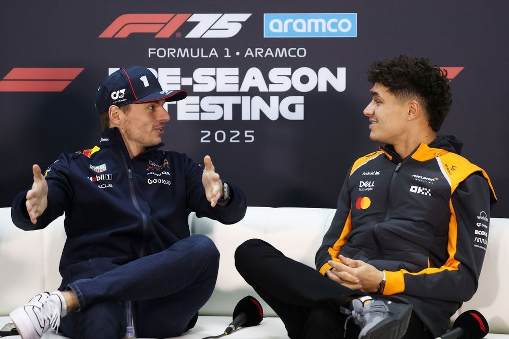 Max Verstappen, Red Bull Racing RB21, Lando Norris, McLaren MCL39