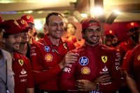 C&oacute;mo Sainz demostr&oacute; su clase en la dura despedida de Ferrari F1