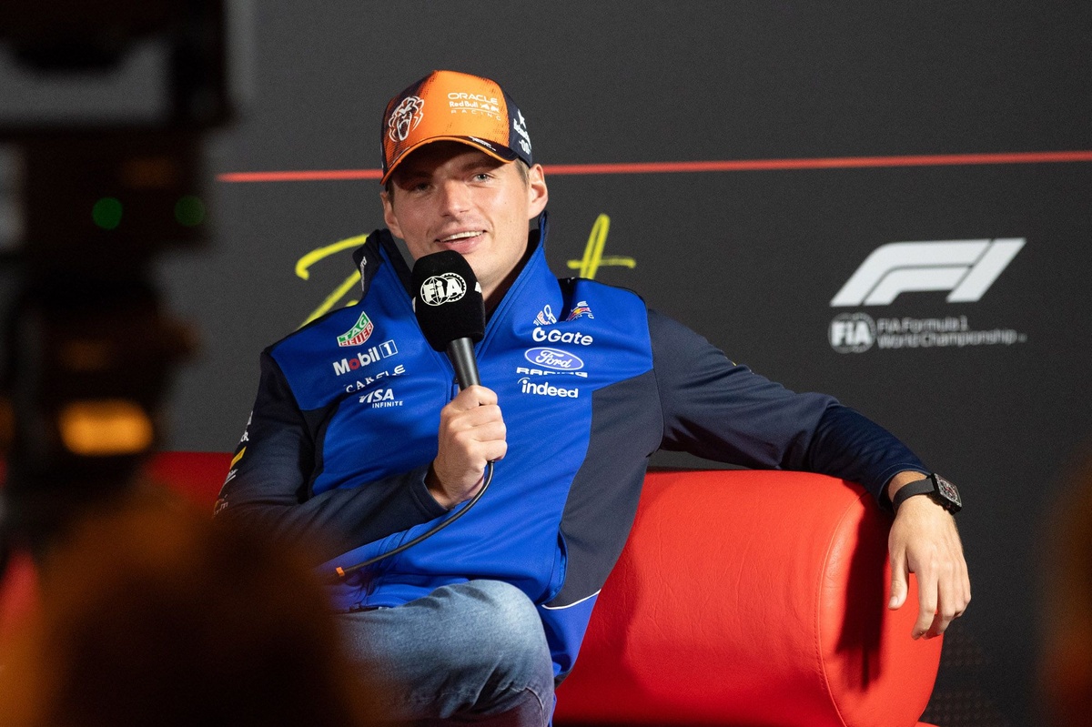 Radiograpje Verstappen over Russell gaat viraal na kwalificatie Dutch GP
