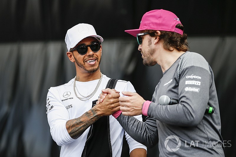 Hamilton: Alonso ile bir daha takım arkadaşı olmayacağım