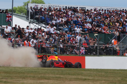 Даніель Ріккардо, Red Bull Racing RB13, за межами траси