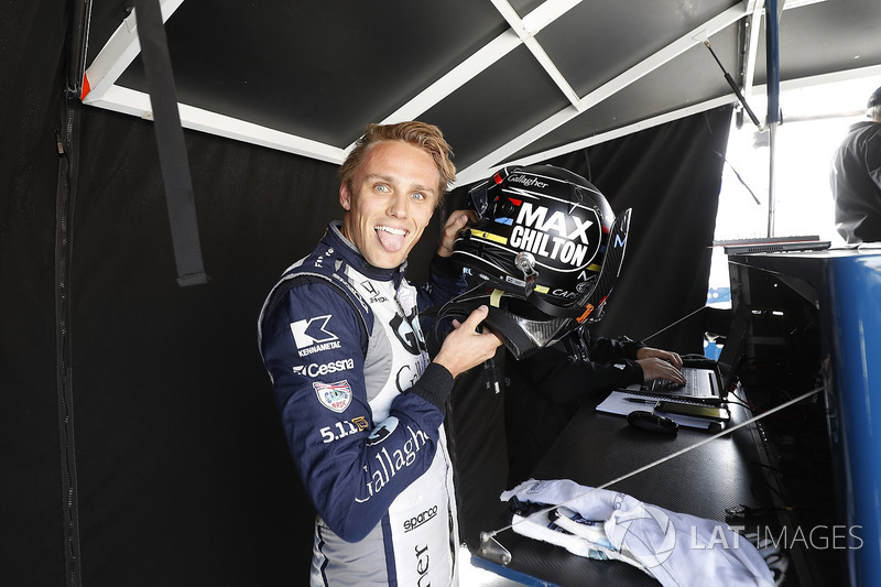 Carlin: <img src="https://cdn-8.motorsport.com/static/img/cfp/0/0/0/200/228/s3/united_states-2.jpg" alt="" width="20" height="12" /> Макс Чилтон (№ 59)