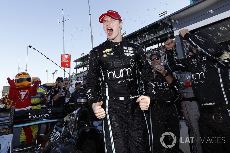 2017 Champion Josef Newgarden, Team Penske Chevrolet