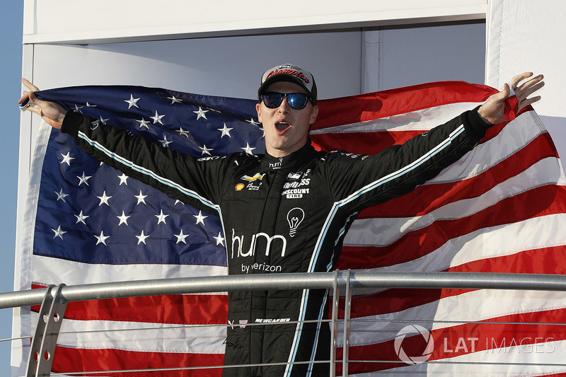 2017-kampioen Josef Newgarden, Team Penske Chevrolet viert feest