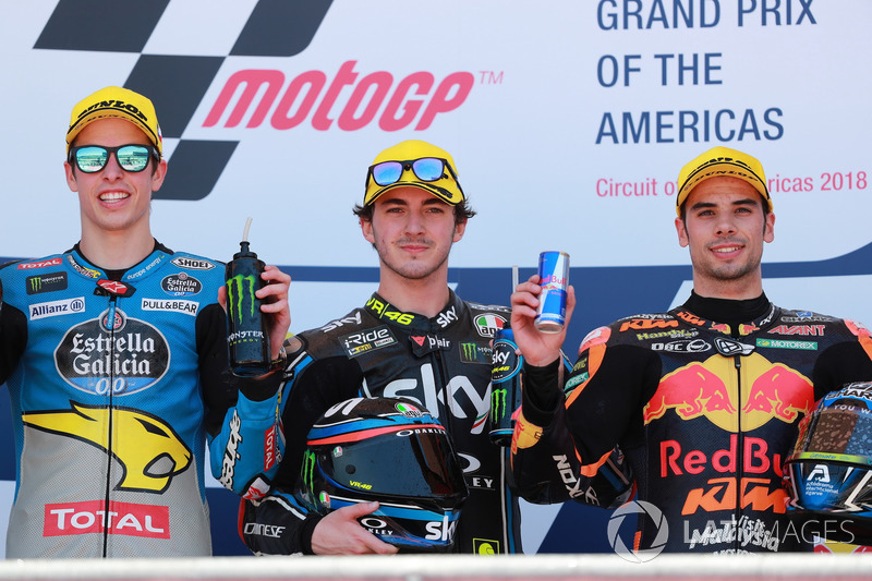 Podium : le deuxième Alex Marquez, Marc VDS, le vainqueur Francesco Bagnaia, Sky Racing Team VR46, le troisième Miguel Oliveira, Red Bull KTM Ajo