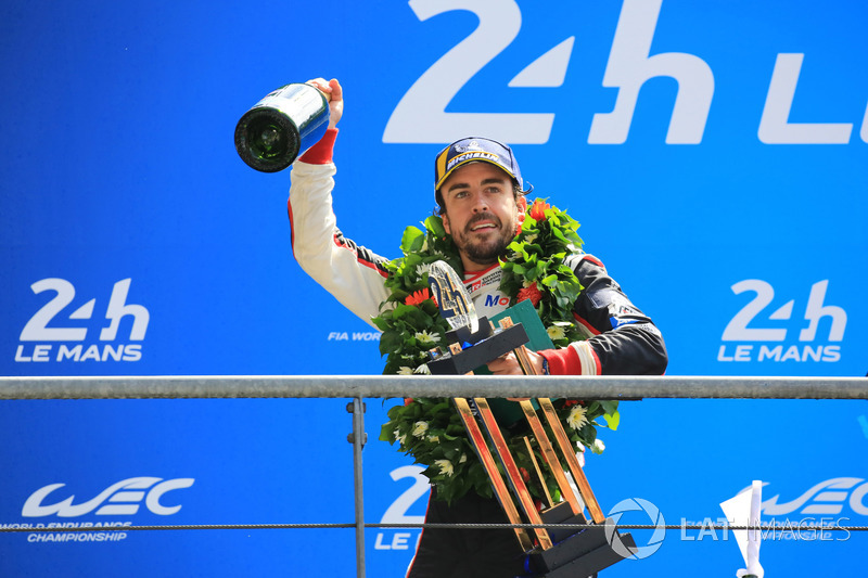 Overall podium: winner Fernando Alonso, Toyota Gazoo Racing