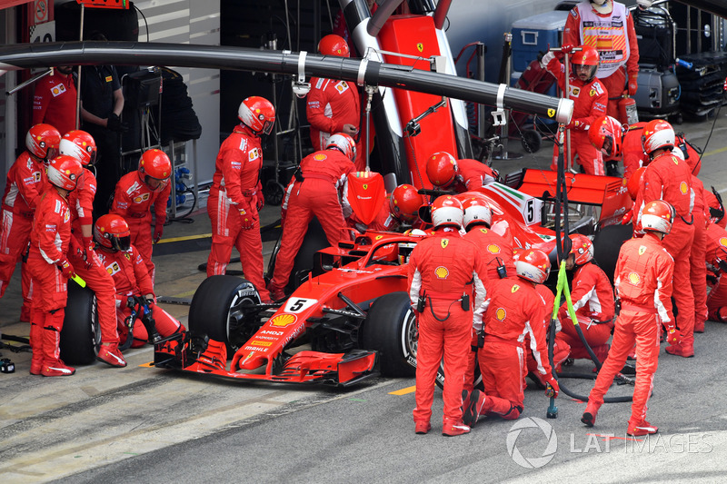 Sebastian Vettel, Ferrari SF71H pit stop