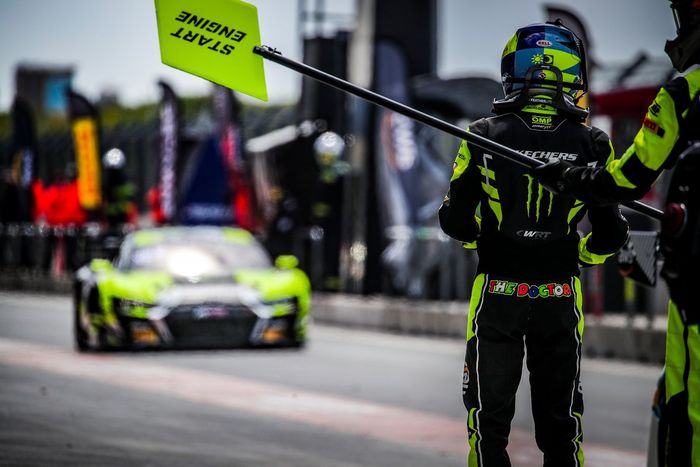 #46 Team WRT, Audi R8 LMS Evo II: Frédéric Vervisch, Valentino Rossi