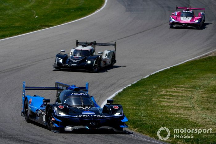 #10 Wayne Taylor Racing Acura ARX-05 Acura DPi: Ricky Taylor, Filipe Albuquerque