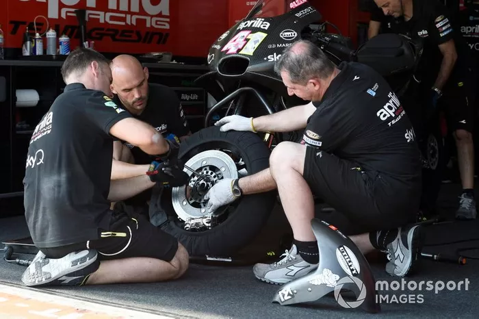 Aprilia team