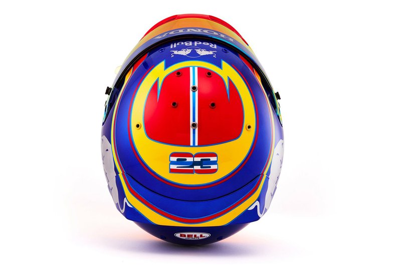 Шлем пилота Toro Rosso Александра Элбона