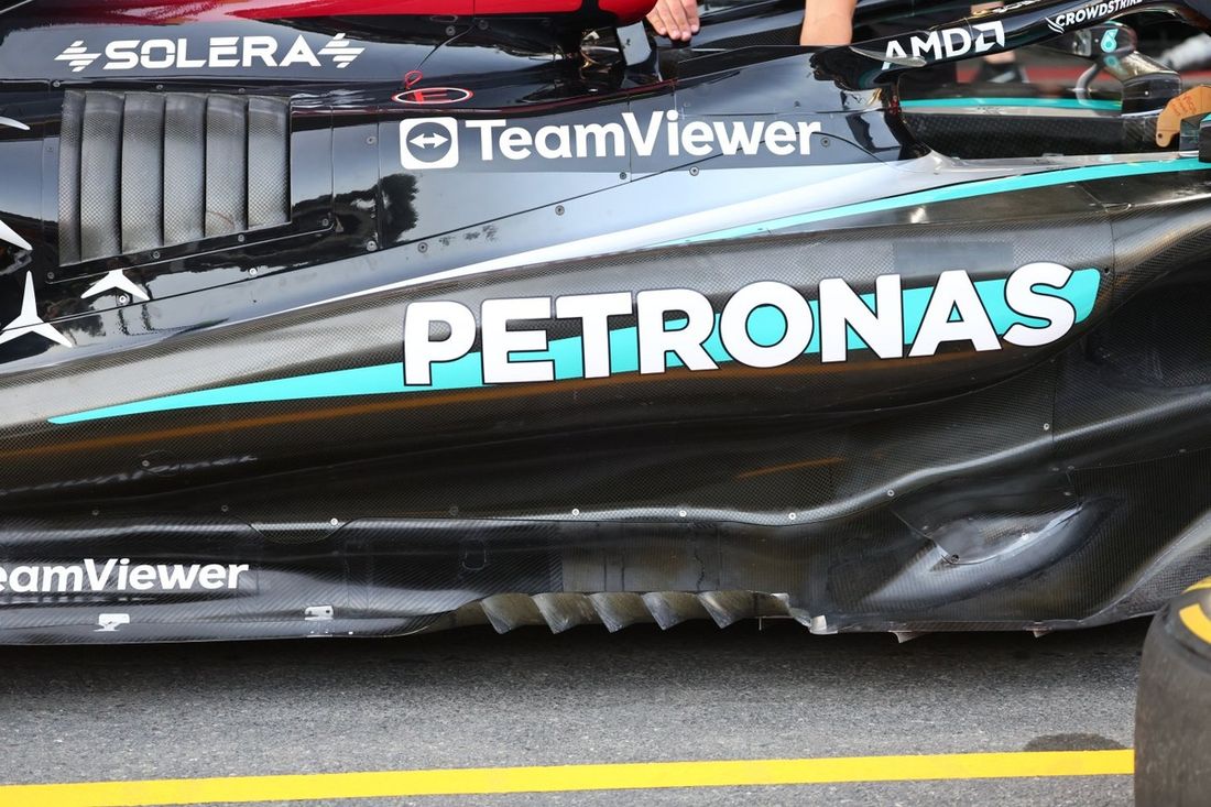 Szczegóły podłogi Mercedesa W15