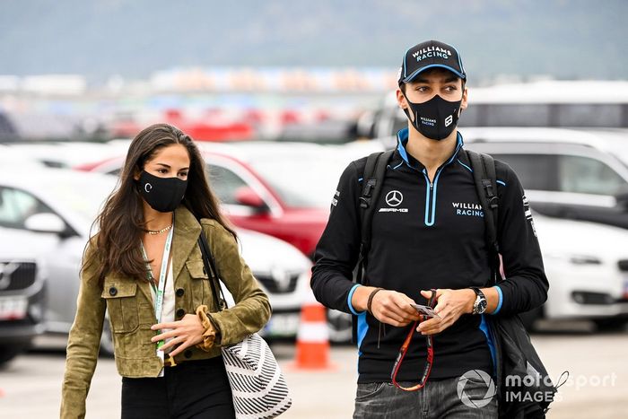 George Russell, Williams Racing con su novia Carmen Montero Mundt