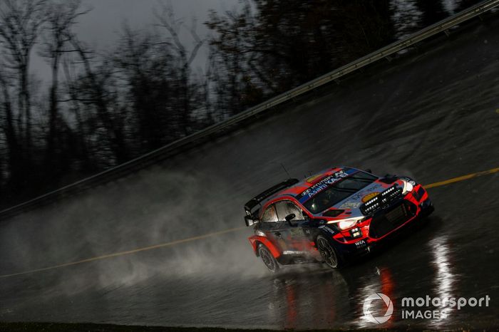 Dani Sordo, Carlos Del Barrio, Hyundai Motorsport Hyundai i20 Coupe WRC