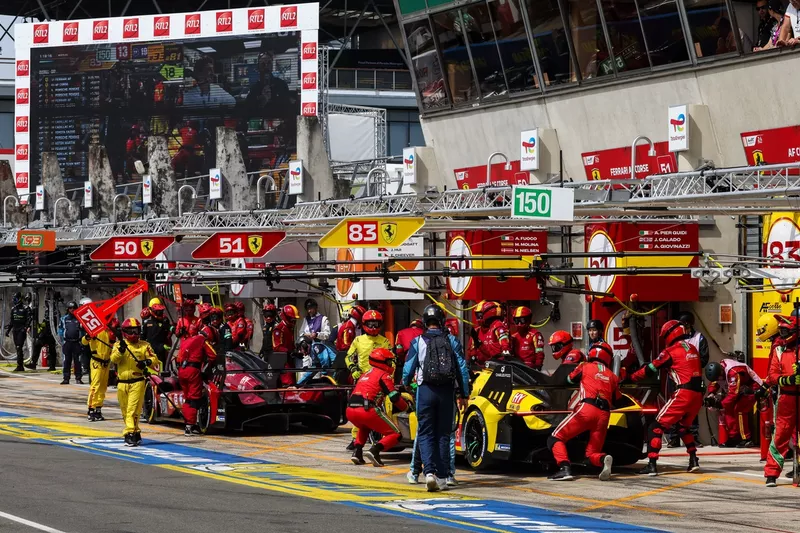 #Ferrari 499P AF Corse n°83 : Robert Kubica, Yifei Ye, Philip Hanson