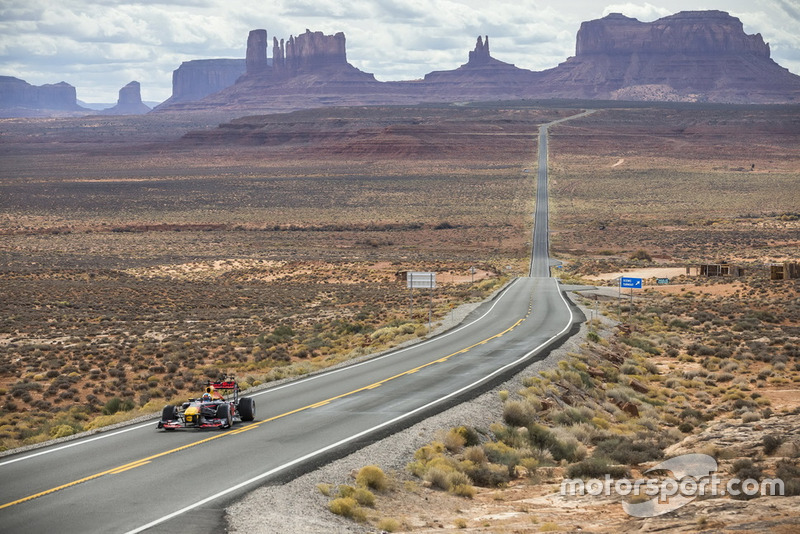 Daniel Ricciardo, Red Bull Racing en Valle de la muerte