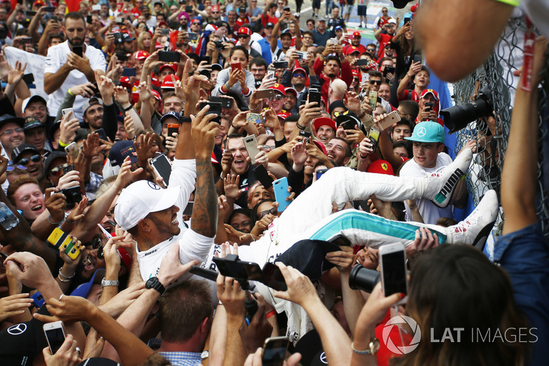 Lewis Hamilton győzelme az Olasz Nagydíjon