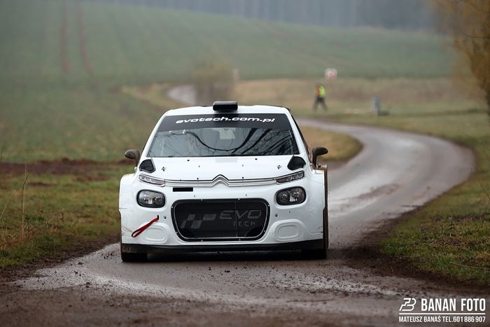 Testy przed sezonem - Płachytka, Tochowicz, Nowak 