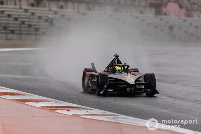 Oliver Rowland, Mahindra Racing