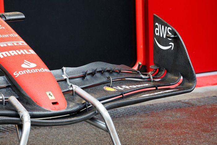 Detalle del alerón delantero del Ferrari SF-23