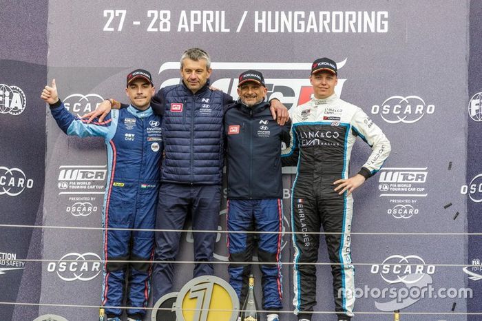 Podio: Gabriele Tarquini, BRC Hyundai N Squadra Corse Hyundai i30 N TCR, Norbert Michelisz, BRC Hyundai N Squadra Corse Hyundai i30 N TCR,  Yann Ehrlacher, Cyan Performance Lynk & Co 03 TCR