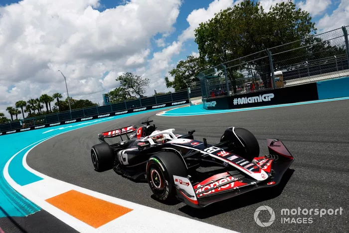 Kevin Magnussen, Haas VF-24